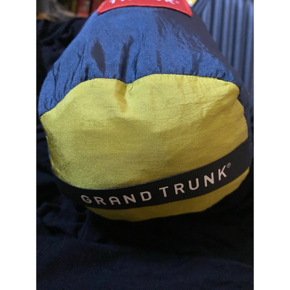 Grand Trunk Green Single Nylon Under Hammock Storage - Picture 2 of 3